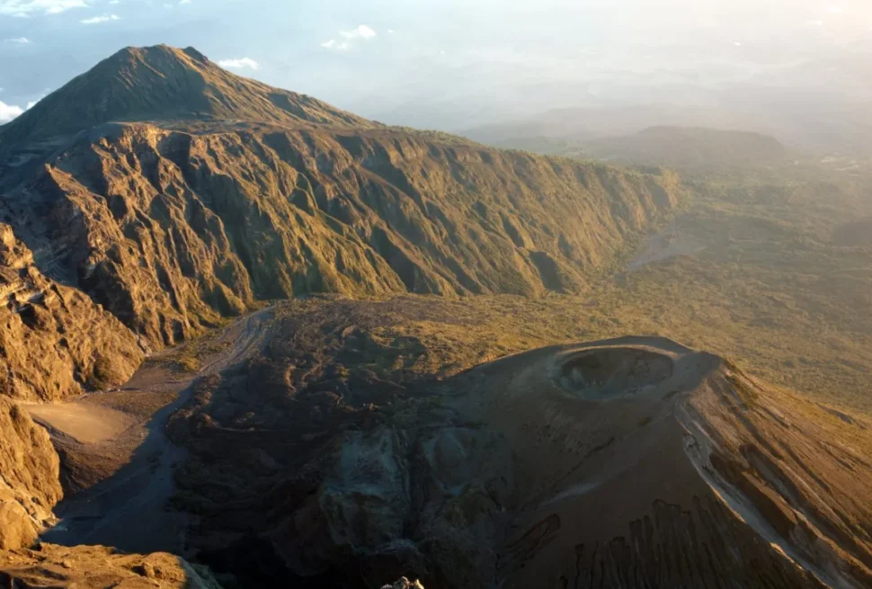 4 Days Mt Meru Climbing Mountains in East Africa